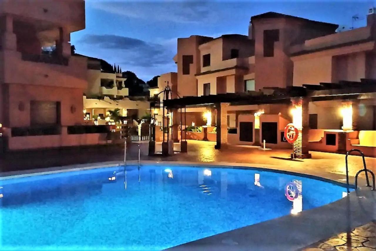Elegant 2Br Apartment Puerto Banus Marbella Just 12 Minutes Away By G00Giemaps เอสเตโปนา ภายนอก รูปภาพ